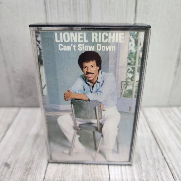 Lionel Richie Can't Slow Down Cassette Tape 1983 - Picture 1 of 4